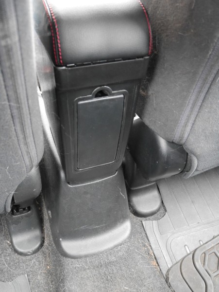SZSS-CAR Leather Car Center Console Armrest Box for Ford Fiesta 2003 2004  2005 2006 2007 2008 2009 2010 2011 2012 2013 2014 Armrests Storage Box