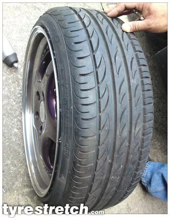 Name: 8_5_195_40_R17_Pirelli_P_Zero_2_595.jpg
Views: 14771
Size: 39.0 KB