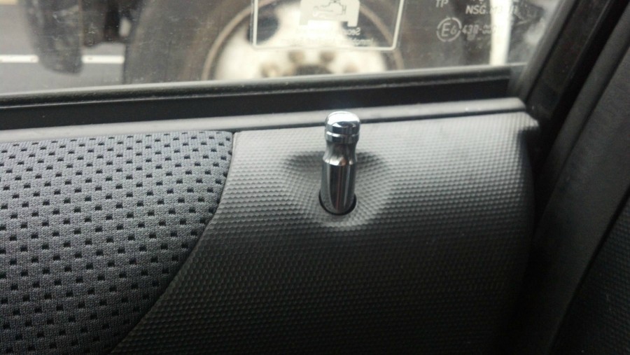 Name:  YwBfuby.jpg
Views: 37
Size:  102.4 KB