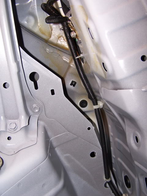 Name:  007-1.jpg
Views: 275
Size:  60.9 KB