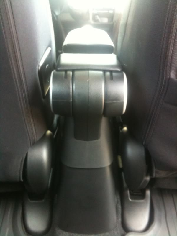 Name: FitArmrest1.jpg
Views: 1082
Size: 35.1 KB