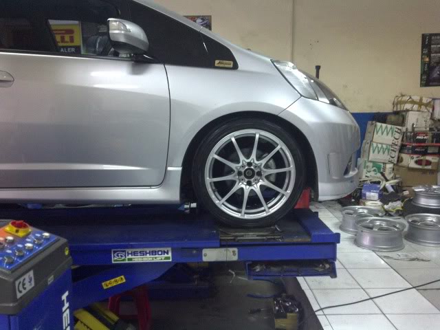 Name:  Pademangan-20101125-00013.jpg
Views: 209
Size:  50.0 KB