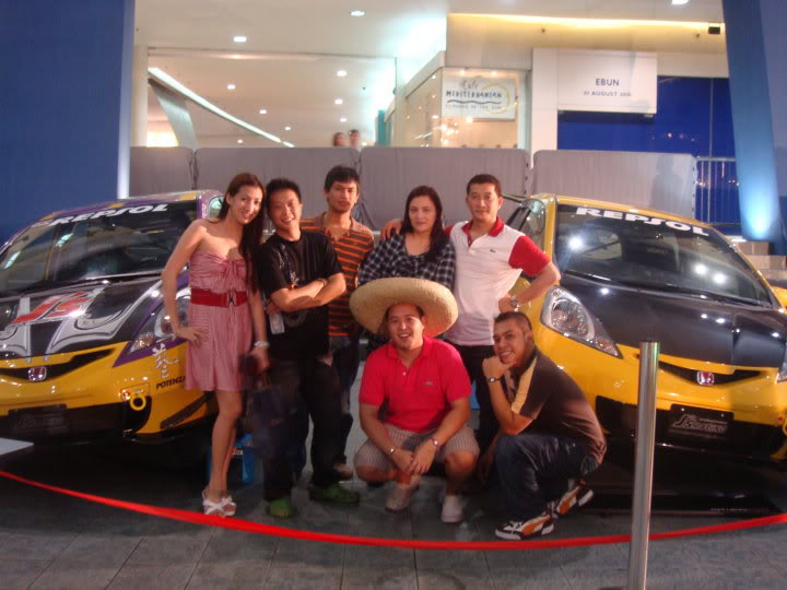 Name: 37317_403135238225_755408225_466406.jpg
Views: 92
Size: 63.9 KB