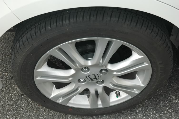 Name:  RIGHTWHEEL.jpg
Views: 2364
Size:  92.7 KB