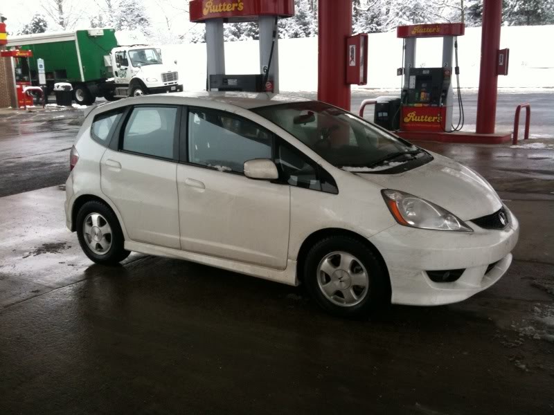Name:  Fit_snowtires.jpg
Views: 479
Size:  80.2 KB
