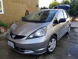 New fit owner 2009 Honda fit 65k miles clean title-20171228_150536.jpg