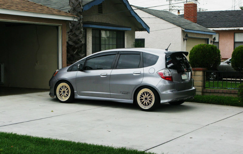 Name:  whiteshoes.jpg
Views: 247
Size:  90.9 KB