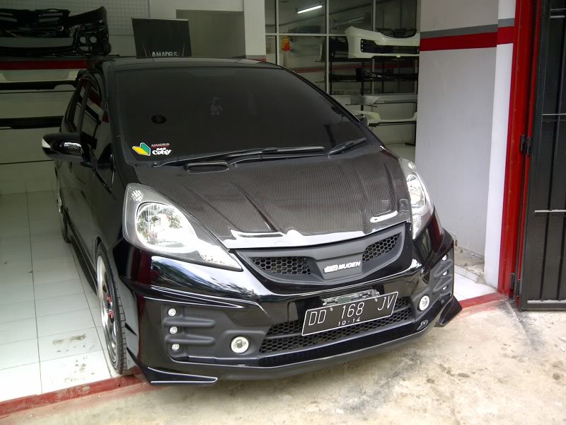  INA My sexy black FIT GE8 in Indonesia it s called Jazz 