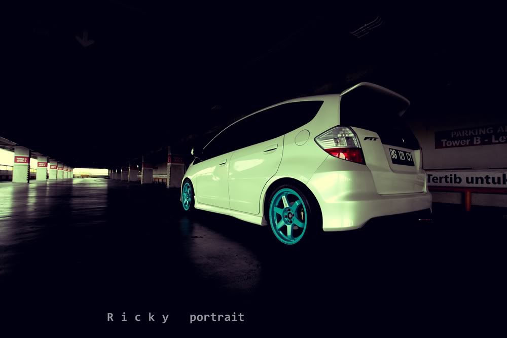 Name: 040-1.jpg
Views: 365
Size: 42.0 KB