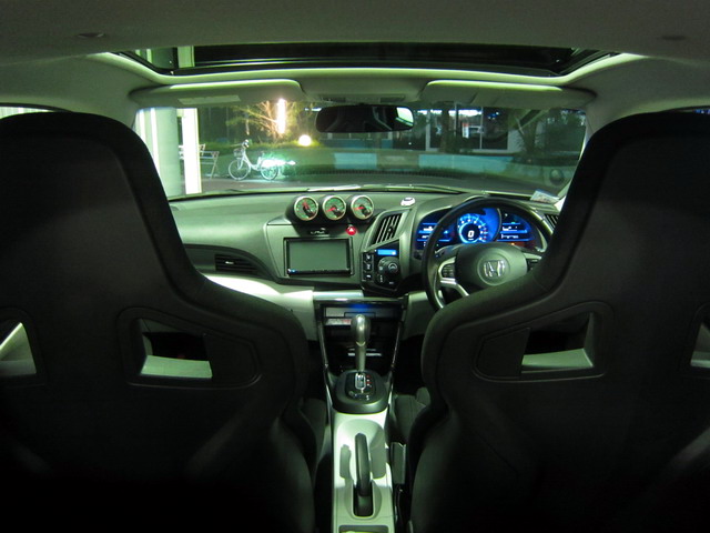 Name: CR-Z_61-2.jpg
Views: 237
Size: 76.1 KB