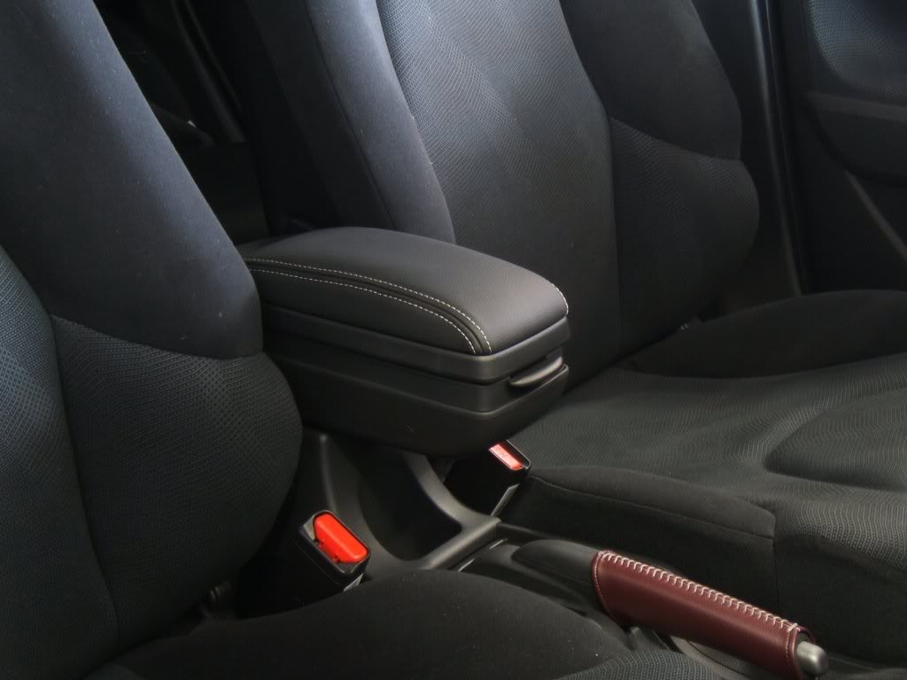 Name: armrest.jpg
Views: 2325
Size: 63.0 KB