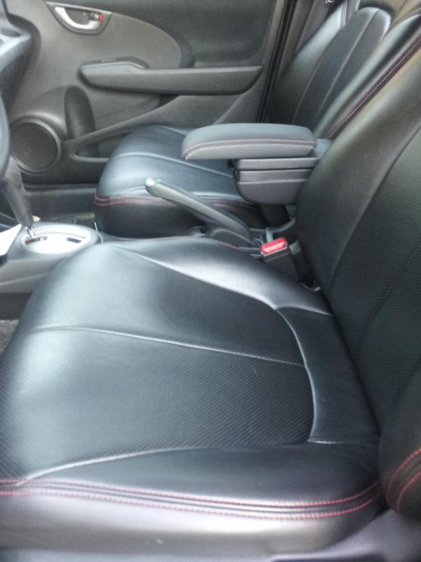 Name:  2012-11-10170403.jpg
Views: 102
Size:  49.5 KB