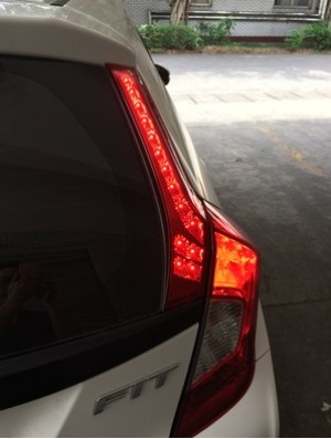 Name: LED%20upper%20tail%201.jpg
Views: 393
Size: 30.8 KB