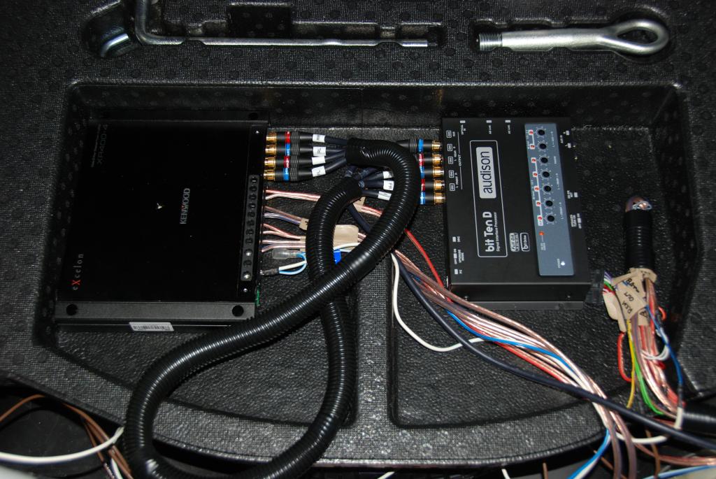 Name:  Cleaningupwires-initialworkclose-up.jpg
Views: 1253
Size:  122.9 KB