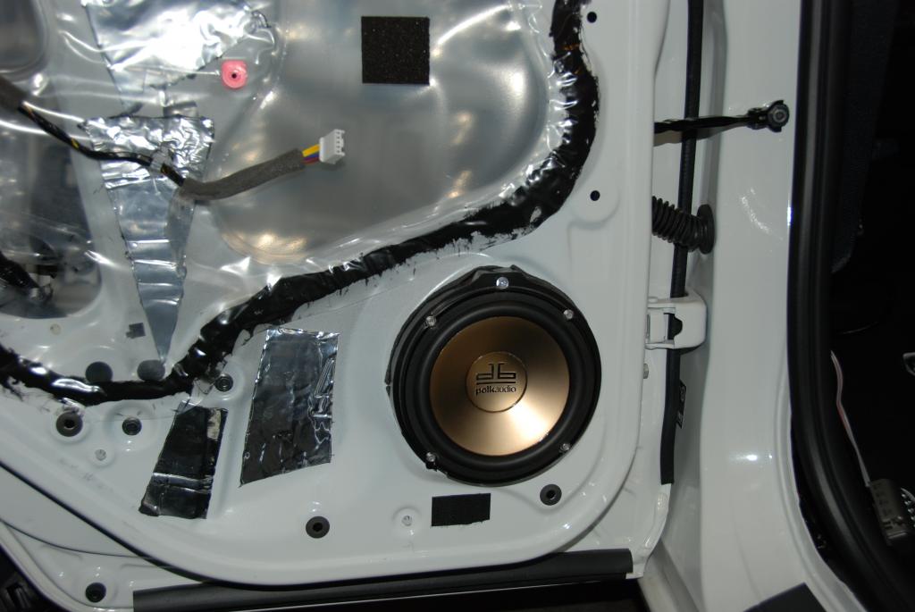 Name:  PolkspeakerinstalledrearleftdoorOct192014.jpg
Views: 990
Size:  72.0 KB