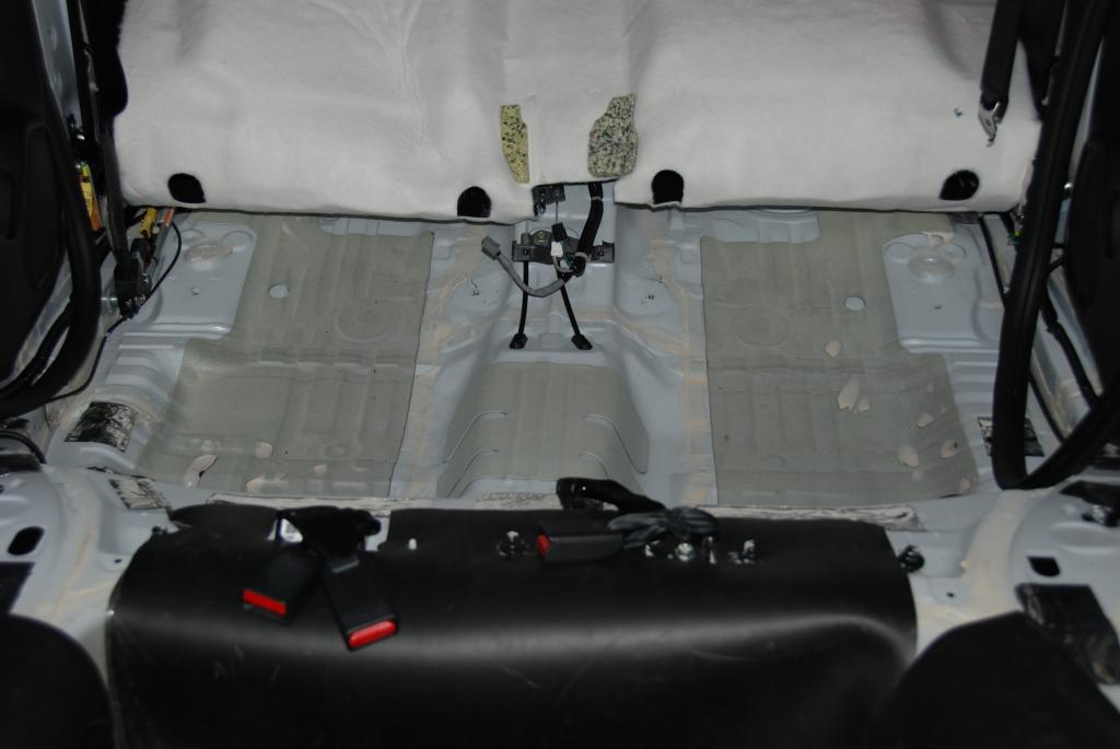 Name:  RearfloorBareOct162014Fromtrunk.jpg
Views: 997
Size:  54.7 KB