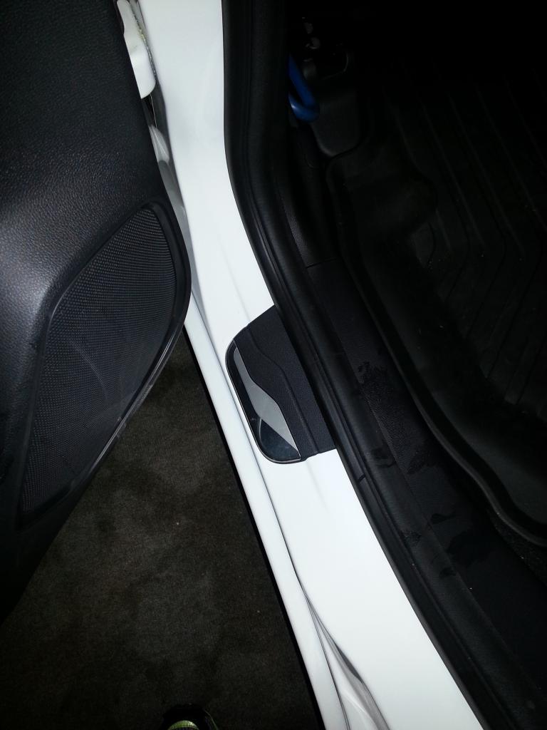 Name:  2015HONDAFITRearOEMdoorsillSept292014.jpg
Views: 1638
Size:  67.4 KB