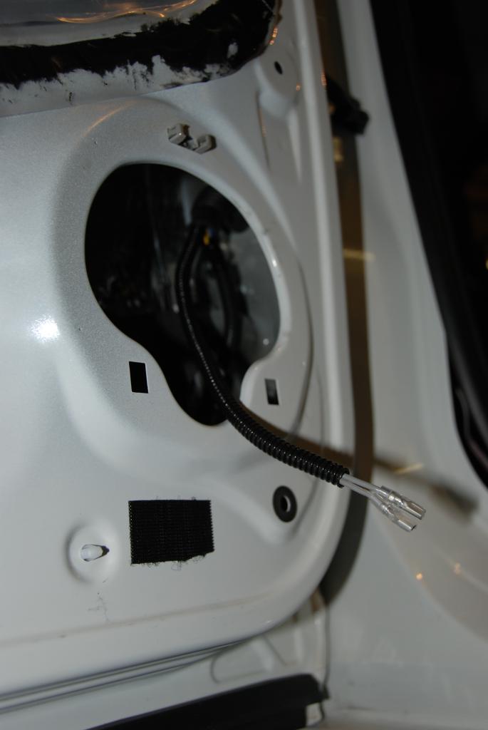 Name: StriploominstalledrearleftspeakerwooferwirethroughrubberdoorgrommetOct192014.jpg
Views: 4332
Size: 44.1 KB