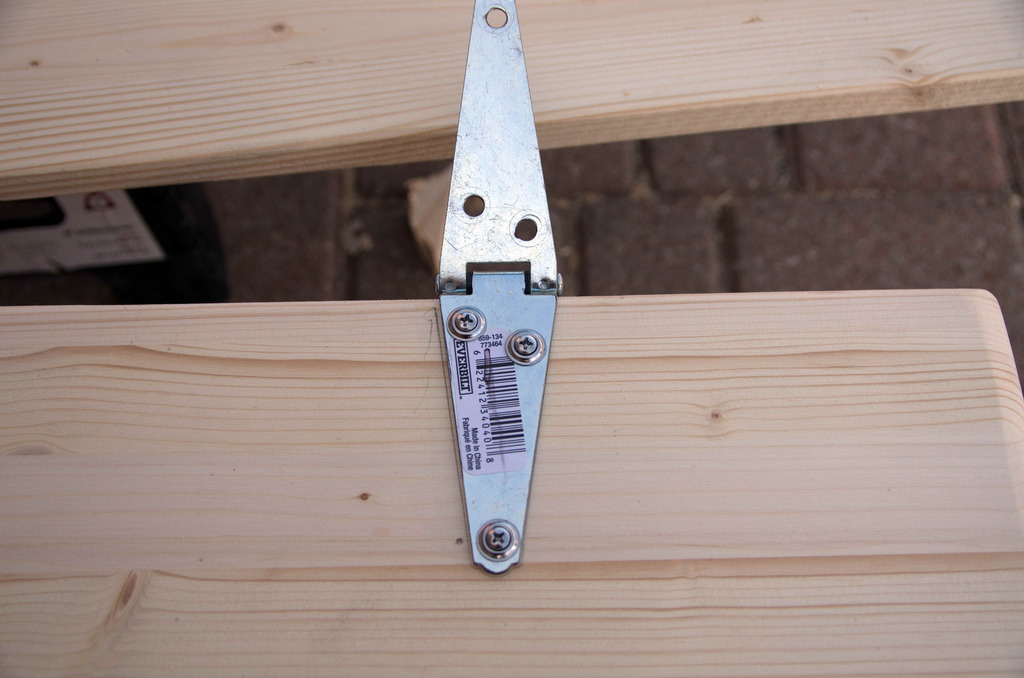 Name:  Heavy%20Strap%20Hinge.jpg
Views: 5839
Size:  138.6 KB