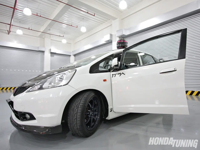 Name: htup_1010_03_ohonda_tunings_readers_rides2009_fit_ge6.jpg
Views: 1493
Size: 57.9 KB
