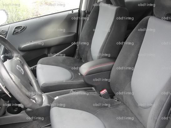 Name:  2008HondaFitArmrest010.jpg
Views: 1989
Size:  43.4 KB