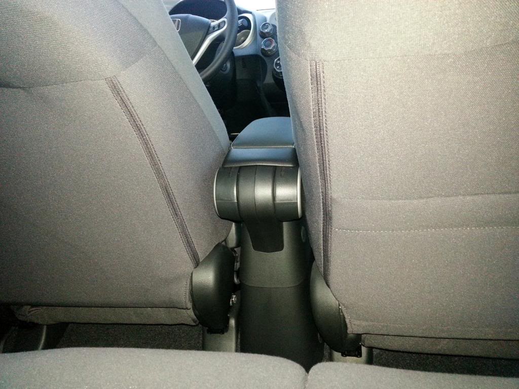 Name: Armrest4Large.jpg
Views: 204
Size: 113.2 KB