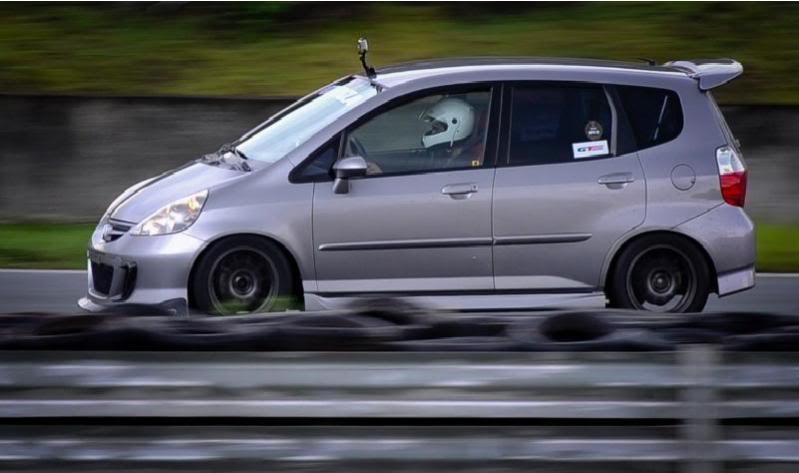 Name:  LUJRACECAR.jpg
Views: 313
Size:  40.6 KB