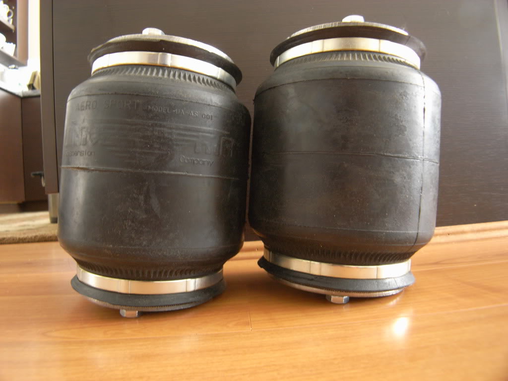 Name:  R0018975.jpg
Views: 122
Size:  106.6 KB