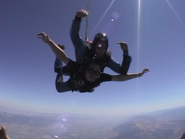 Name:  Skydiving.jpg
Views: 40
Size:  16.7 KB