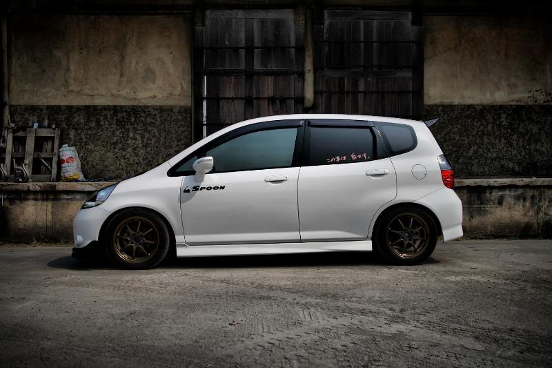 Name:  carspoon115_fhdr.jpg
Views: 1551
Size:  63.1 KB