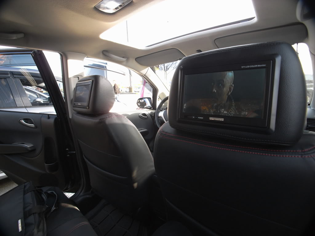 Name:  R0014177.jpg
Views: 131
Size:  102.3 KB