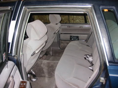 Name:  1988LincolnTowncarinteriorrear.jpg
Views: 600
Size:  40.4 KB