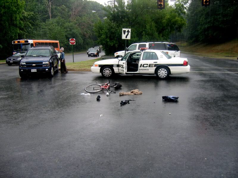 Name:  accident07-140301004-03.jpg
Views: 61
Size:  82.2 KB