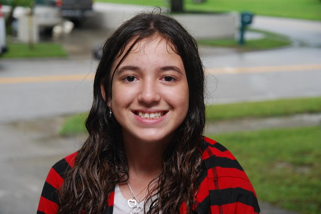 Name:  intherain018.jpg
Views: 101
Size:  91.7 KB