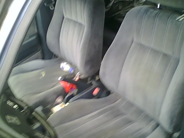 Name: accordfrontseats.jpg
Views: 200
Size: 35.8 KB