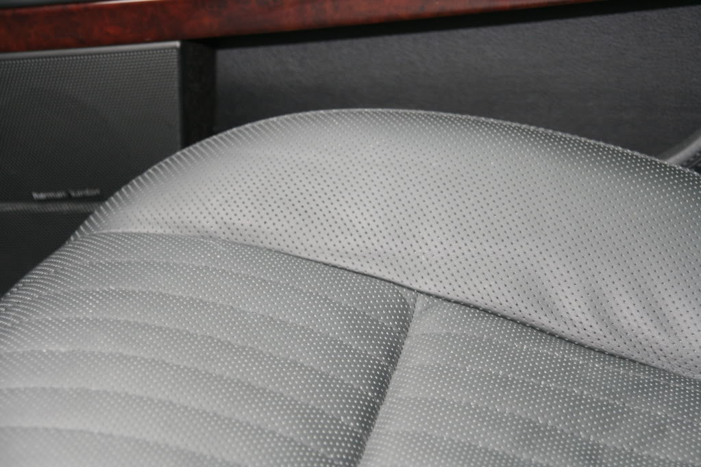 Name:  s600140.jpg
Views: 302
Size:  123.8 KB