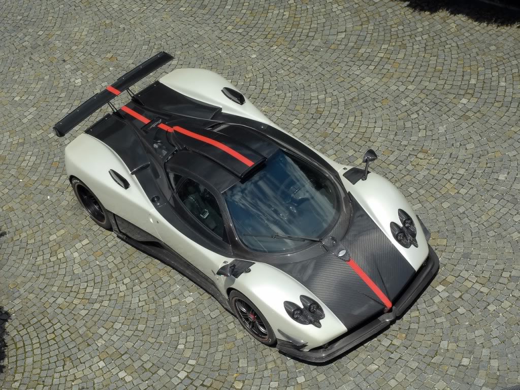 Name:  2009-Pagani-Zonda-Cinque-Top-Fro-1.jpg
Views: 468
Size:  240.7 KB