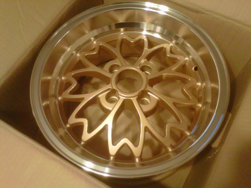 Name:  IMG-20110428-00086.jpg
Views: 213
Size:  88.1 KB