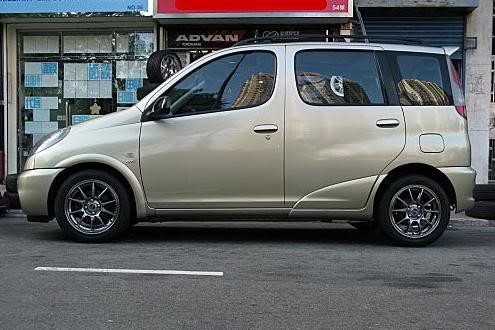 Name:  F7008c.jpg
Views: 97
Size:  34.7 KB