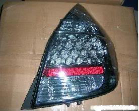 Name:  FitTaillight07.jpg
Views: 50
Size:  15.3 KB