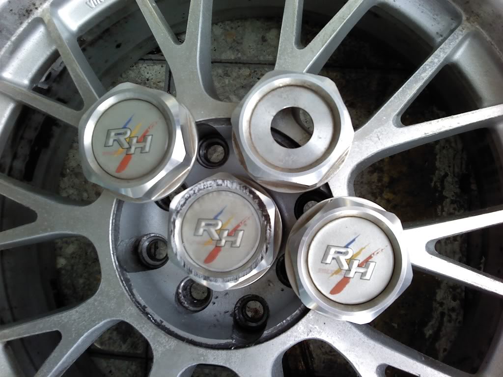 Name:  0329121355-00.jpg
Views: 657
Size:  110.4 KB